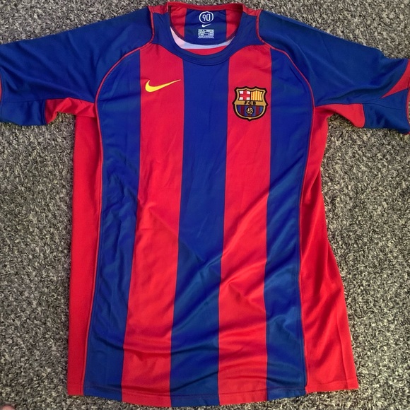 2004/2005 FC Barcelona Home Jersey (Messi #30) Size: XL - USED